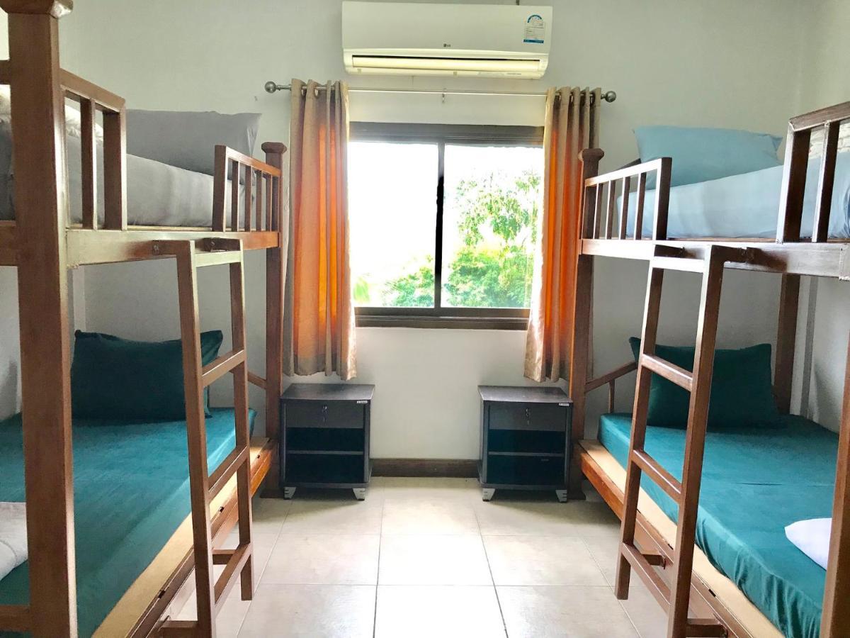 Hiranyika Cafe & Bed Vandrerhjem Ko Samui Eksteriør bilde