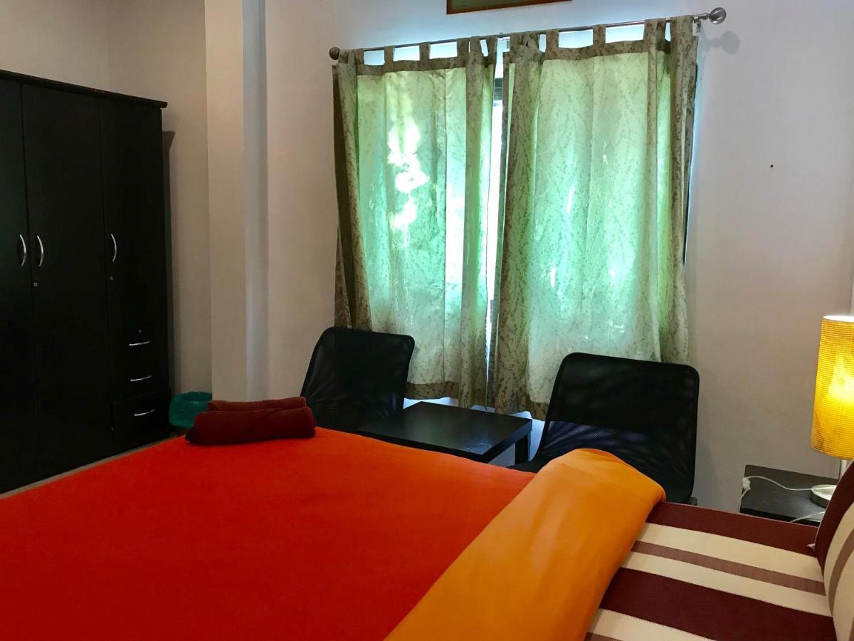 Hiranyika Cafe & Bed Vandrerhjem Ko Samui Eksteriør bilde